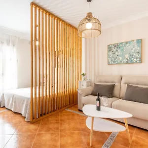 Casa Angelita Caminito Del Rey, Con Cocina En El Centro De Andalucia Apartamento